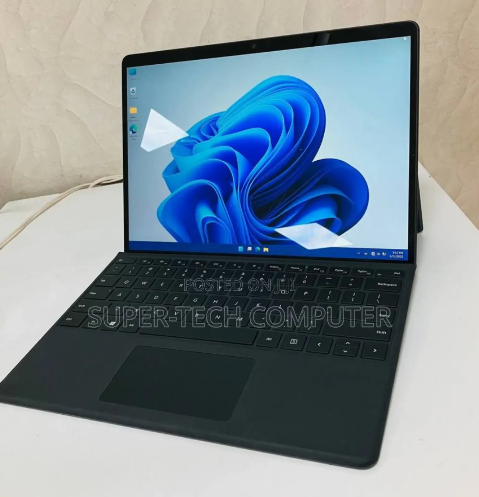 New Laptop Microsoft Surface Pro 9 16GB Intel Core I5 SSD 256GB