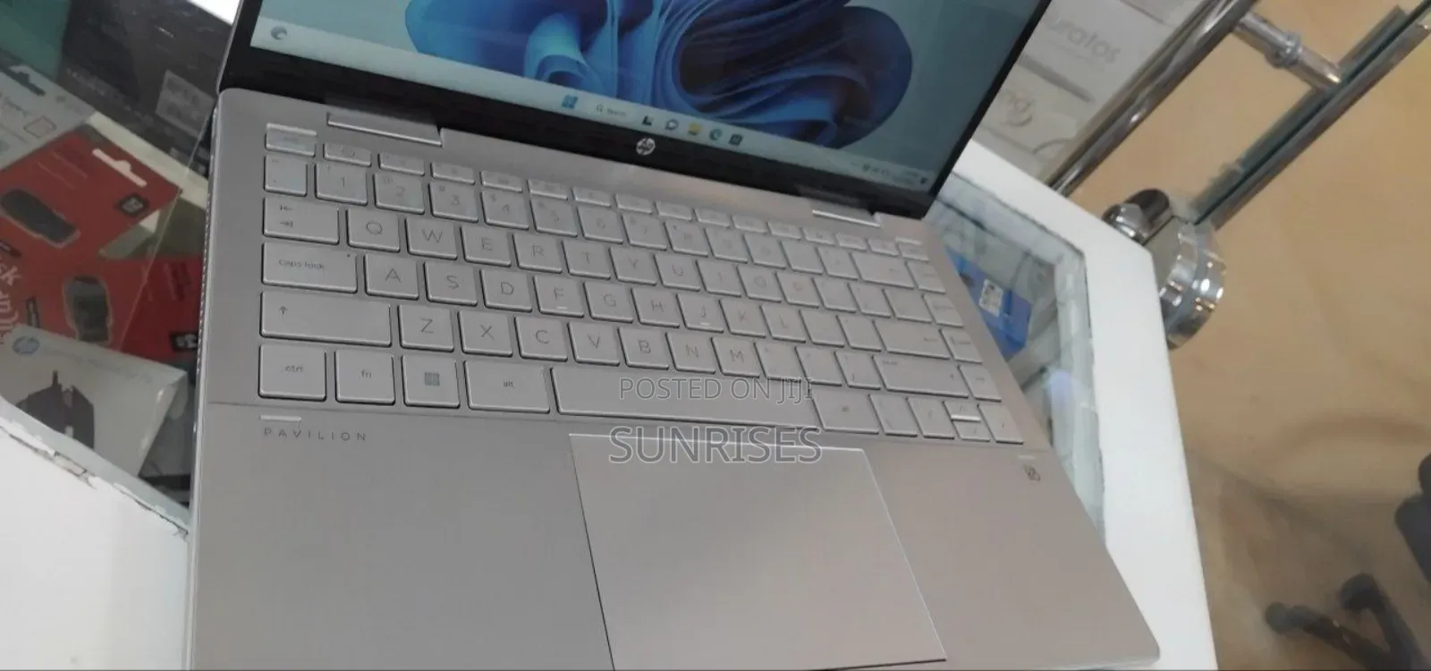 New Laptop HP Pavilion 13 X360 16GB Intel Core I5 SSD 256GB