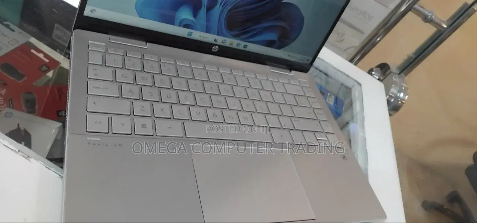New Laptop HP Pavilion 13 X360 16GB Intel Core i5 SSD 256GB
