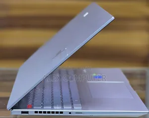 New Laptop Asus VivoBook 15 X505BA 16GB Intel Core I7 SSD 512GB