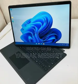 Laptop Microsoft Surface Pro 9 8GB Intel Core I5 SSD 256GB