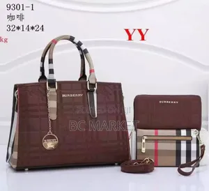 Photo - Burberry 3 in 1 Women's Bag
