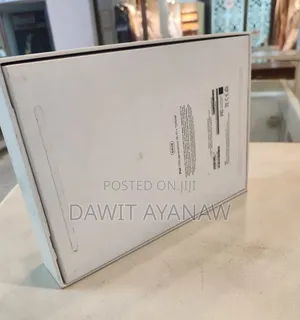 New Apple iPad 10.2 (2019) 64 GB Silver