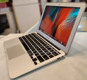 Photo - New Laptop Apple MacBook 2015 4GB Intel Core I5 SSD 128GB