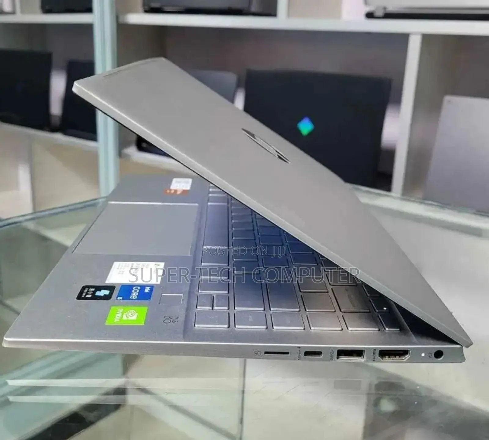 New Laptop HP Pavilion 13 16GB Intel Core I5 SSD 512GB