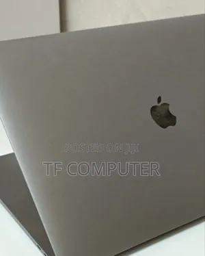 New Laptop Apple MacBook Pro 2017 16GB Intel Core I7 SSD 512GB