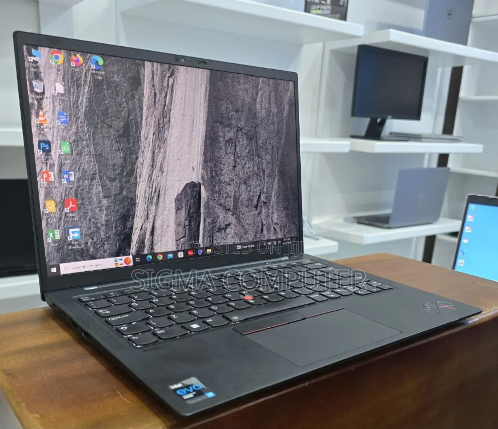 New Laptop Lenovo Ideapad 3 16GB Intel Core I7 SSD 1T