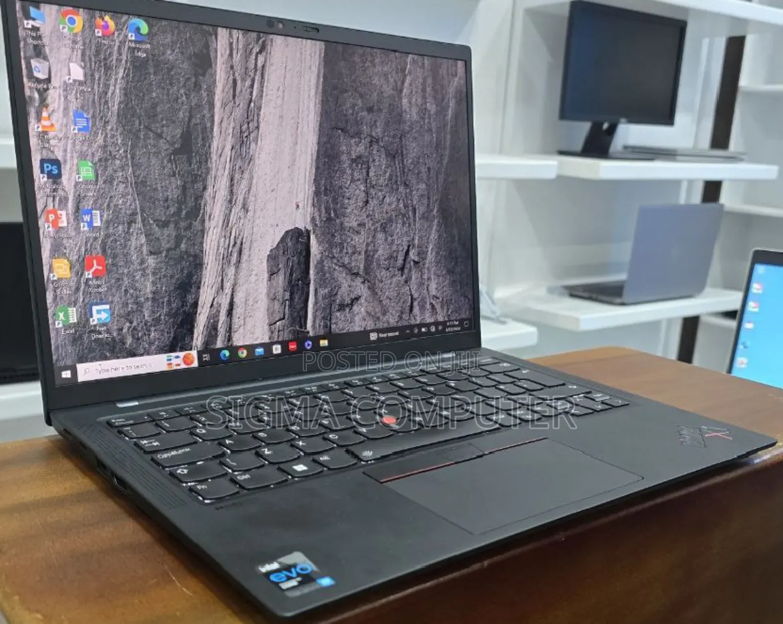 New Laptop Lenovo Ideapad 3 16GB Intel Core I7 SSD 1T