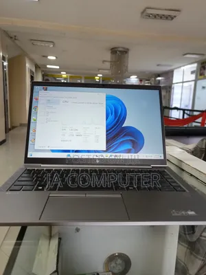 New Laptop HP ZBook Studio 8GB Intel Core I7 SSD 512GB