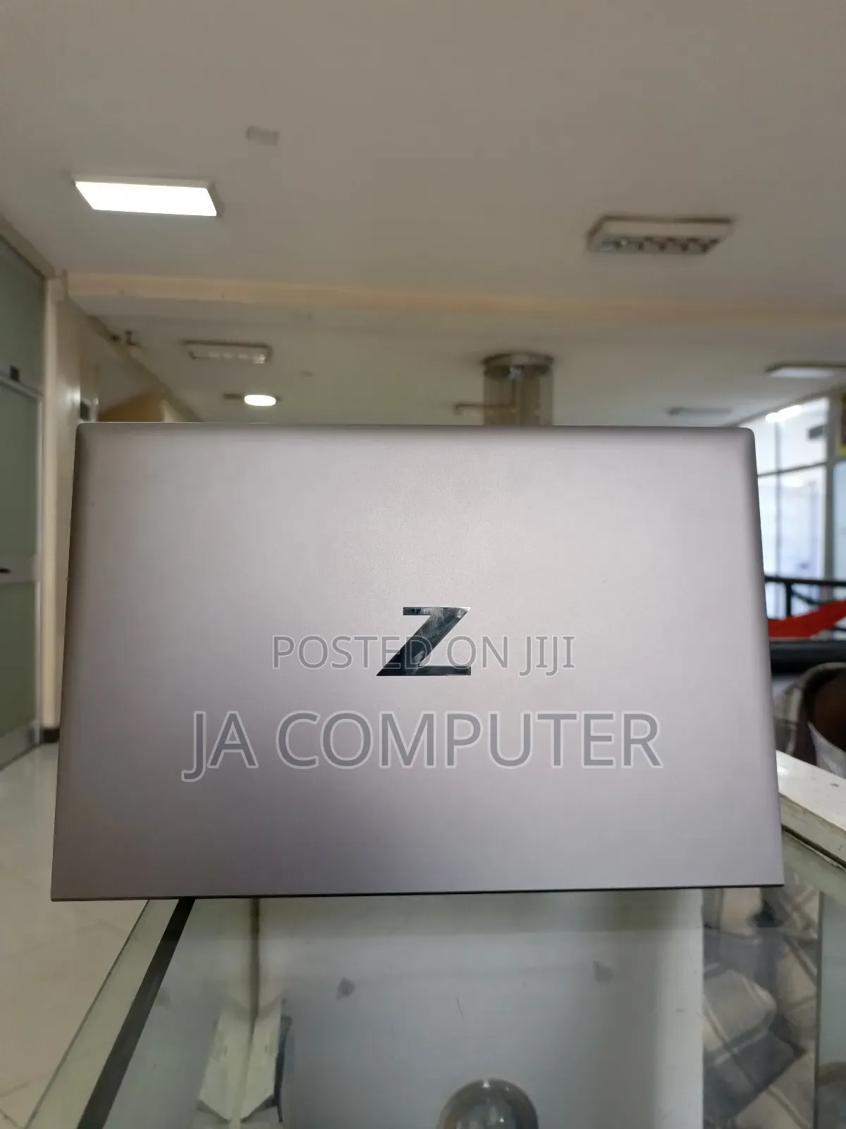 New Laptop HP ZBook Studio 8GB Intel Core I7 SSD 512GB