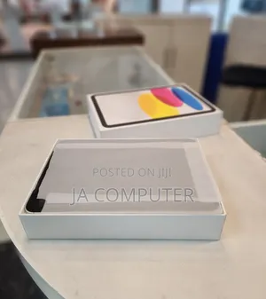 New Apple iPad 10.2 (2021) 64 GB Black