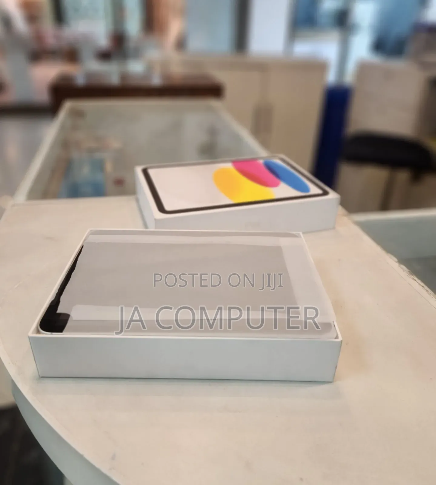 New Apple iPad 10.2 (2021) 64 GB Black