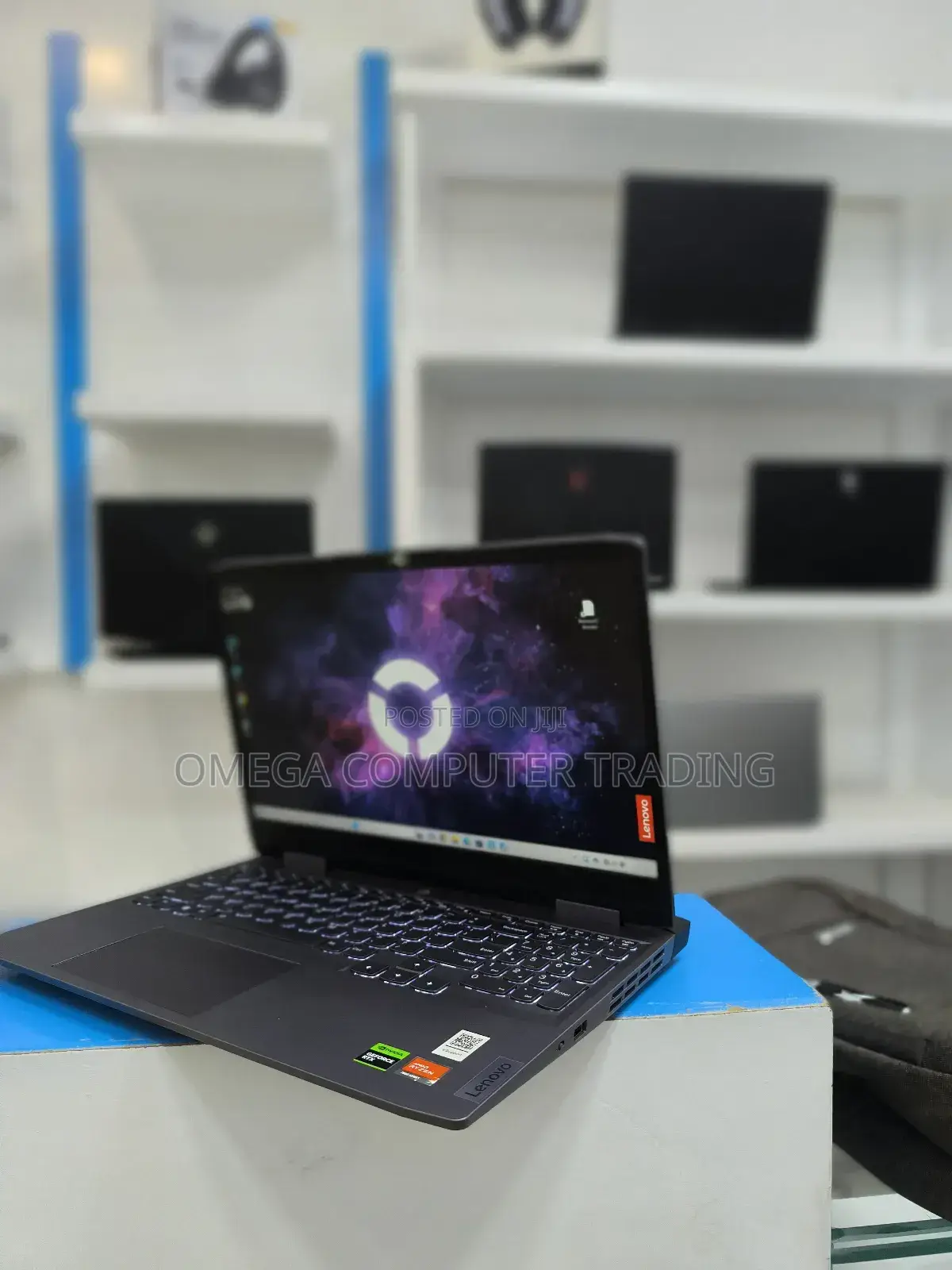 New Laptop Lenovo LOQ 15IRH8 16GB AMD Ryzen 7 SSD 512GB