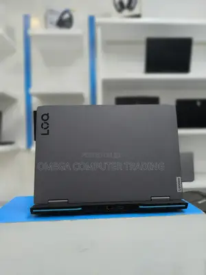 New Laptop Lenovo LOQ 15IRH8 16GB AMD Ryzen 7 SSD 512GB