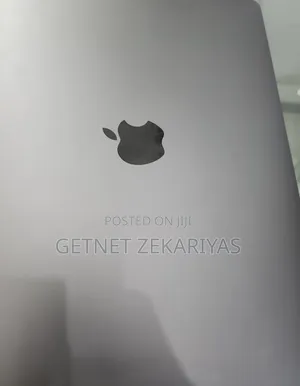 New Laptop Apple MacBook Air 8GB Apple M1 SSD 256GB