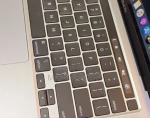 New Laptop Apple MacBook Pro 2020 16GB Intel Core I7 SSD 512GB