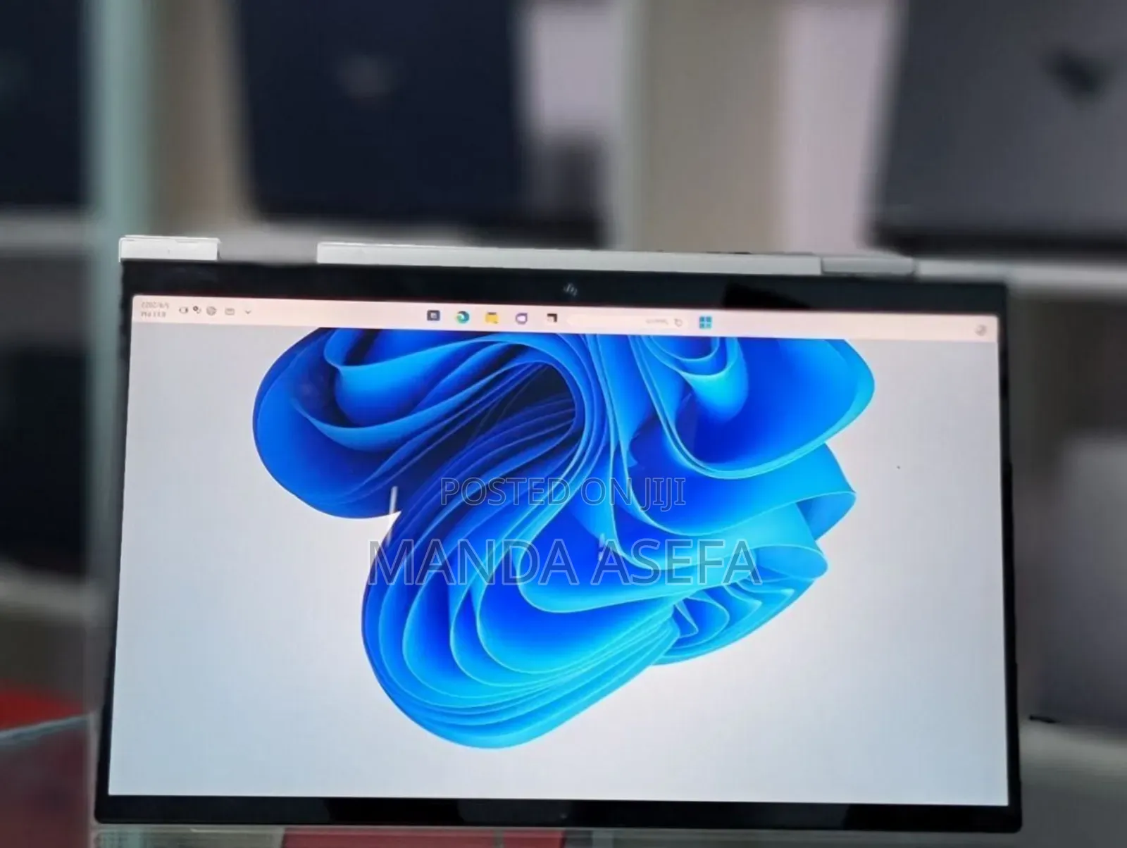 New Laptop HP Envy X360 8GB Intel Core I5 SSD 512GB