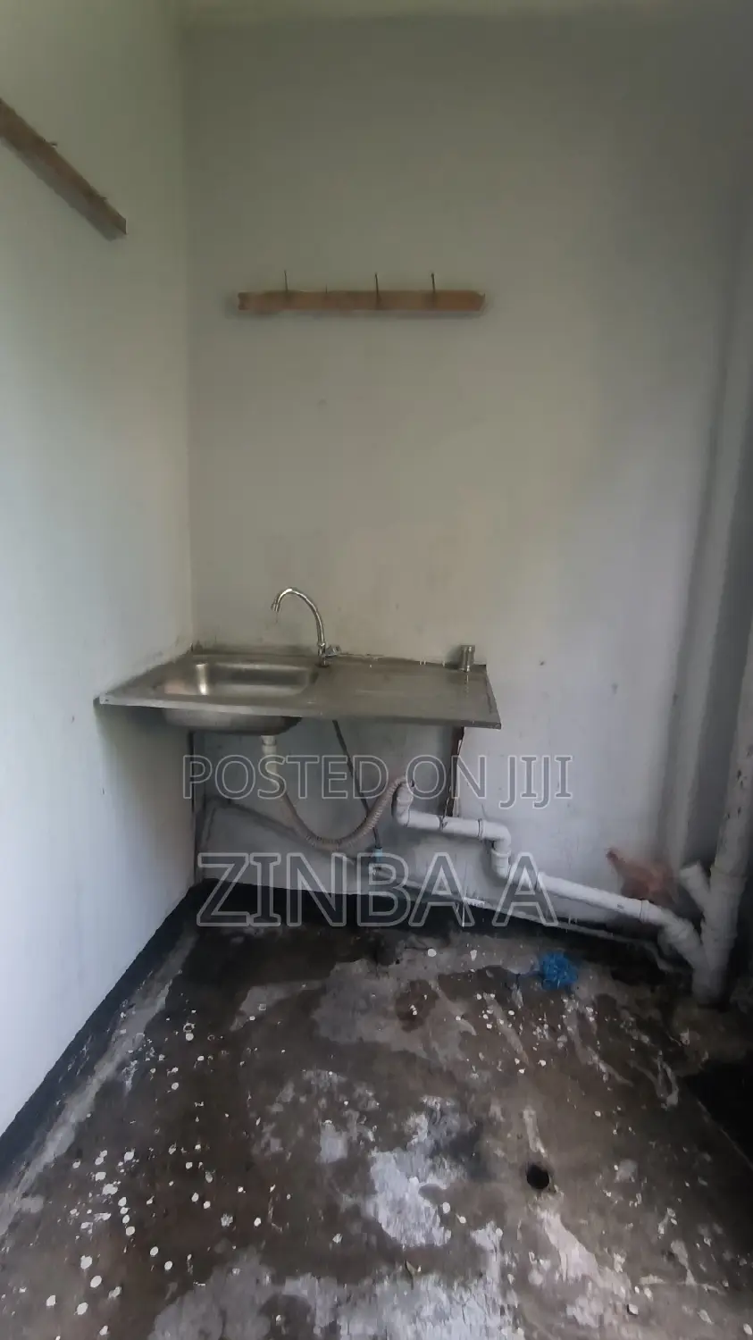 1bdrm Condo in Gelan Condo, Akaky Kaliti for sale