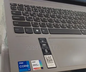 New Laptop Lenovo 8GB Intel Core I7 SSD 512GB