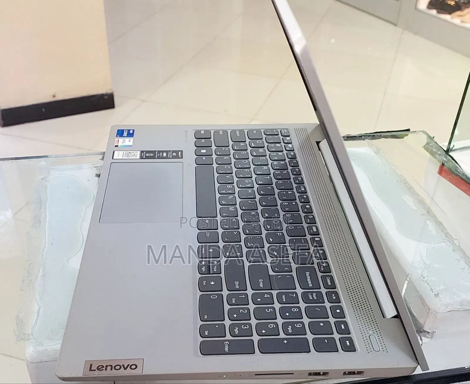 New Laptop Lenovo 8GB Intel Core I7 SSD 512GB