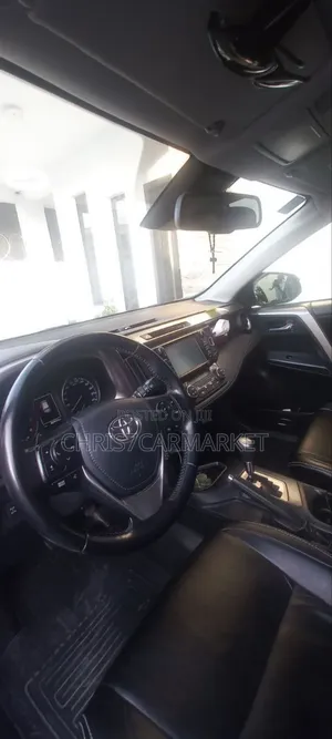 Toyota RAV4 2016 Silver