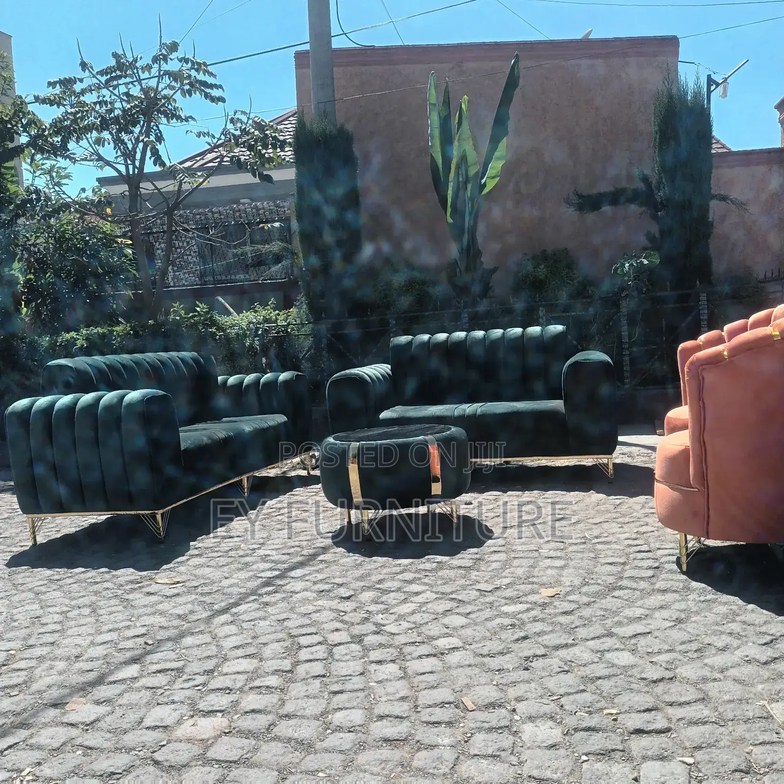 8 ሰው ሚያስቀምጥ ውብ ሶፋ Sofa