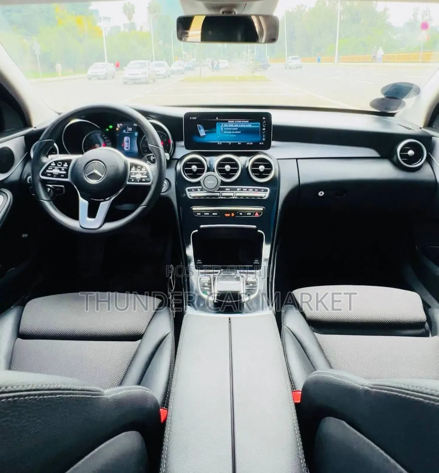 Mercedes-Benz C180 2021 Black