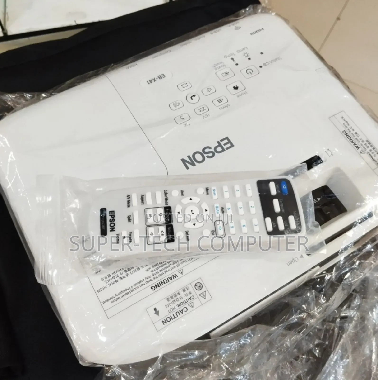 Epson EB-X41 Projector With Bag and Remote