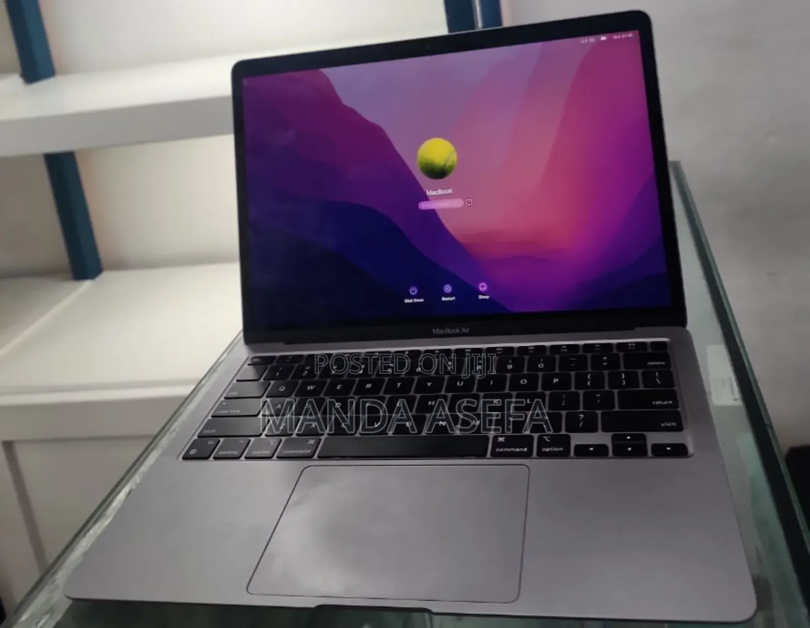 New Laptop Apple MacBook Air 2020 M1 8GB Apple M1 SSD 256GB