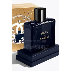 Photo - Blue Chanel Gold Edition Original