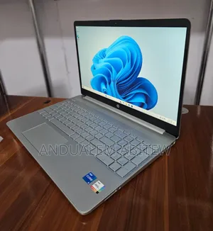 New Laptop HP Stream Notebook 8GB Intel Core I5 SSD 512GB