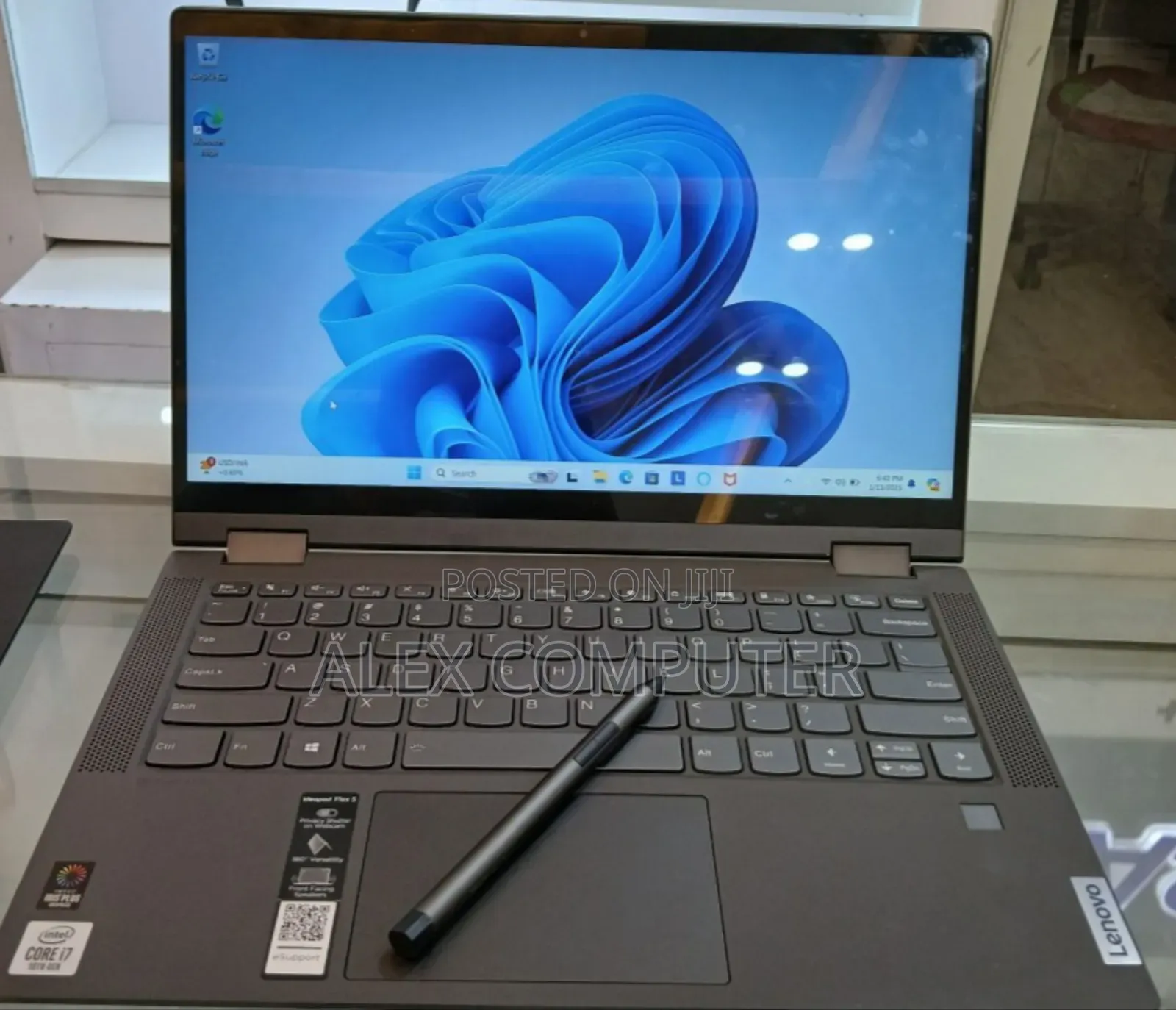 New Laptop Lenovo Flex 5 8GB Intel Core I7 SSD 512GB