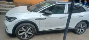 Photo - New Volkswagen ID.6 2024 White