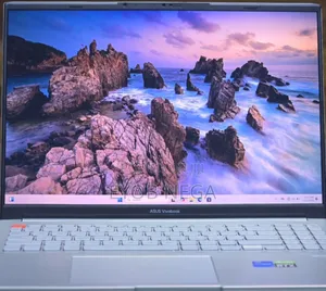 New Laptop Asus VivoBook 15 X505BA 16GB Intel Core I7 SSD 512GB