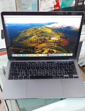 Photo - New Laptop Apple MacBook Pro 2020 16GB Intel Core I7 SSD 512GB