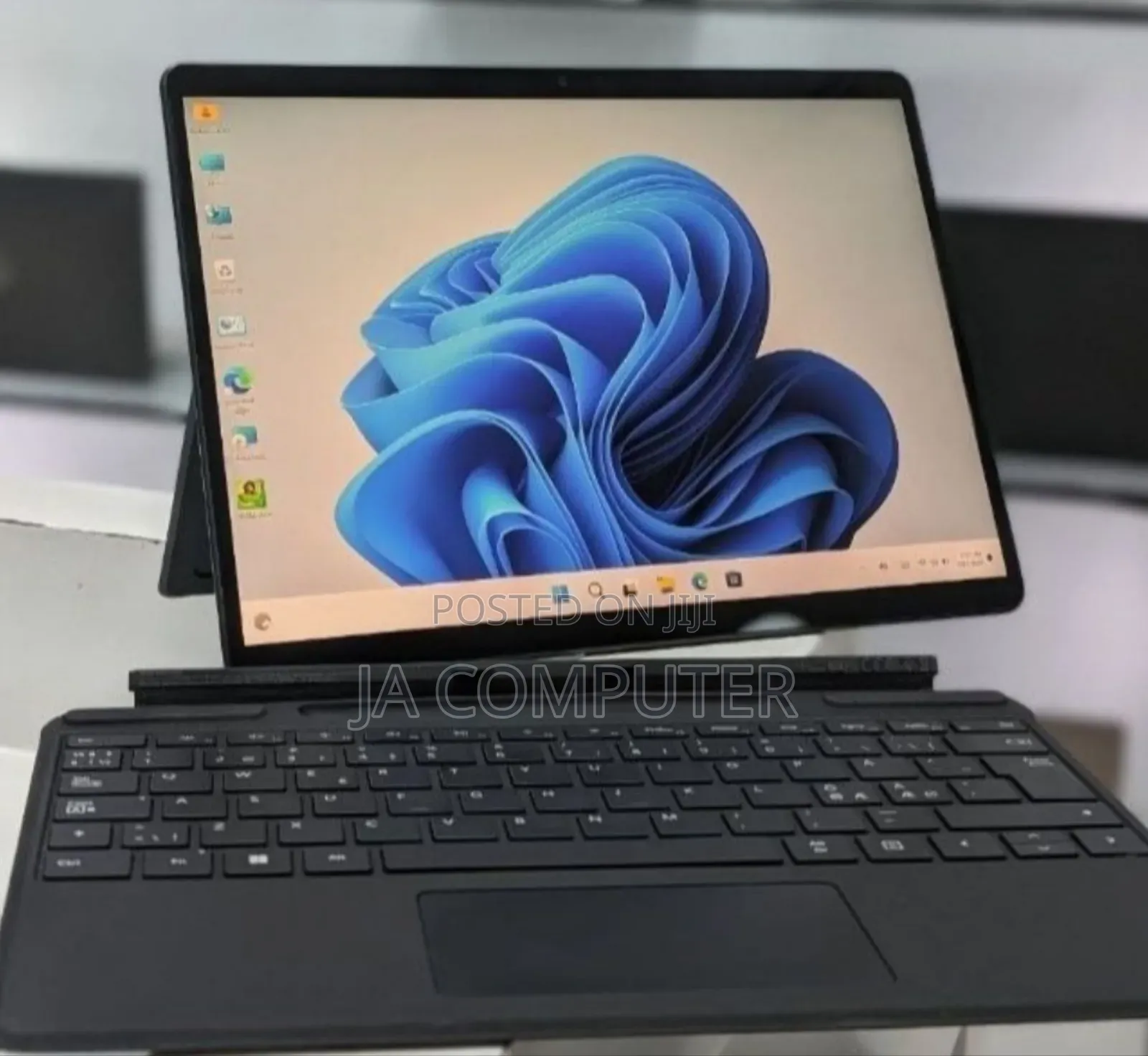 New Laptop Microsoft Surface Pro 9 16GB Intel Core I7 SSD 256GB