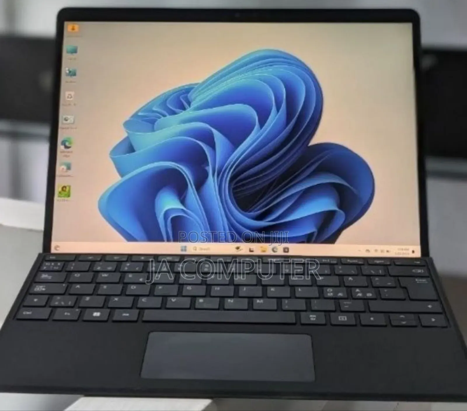 New Laptop Microsoft Surface Pro 9 16GB Intel Core I7 SSD 256GB