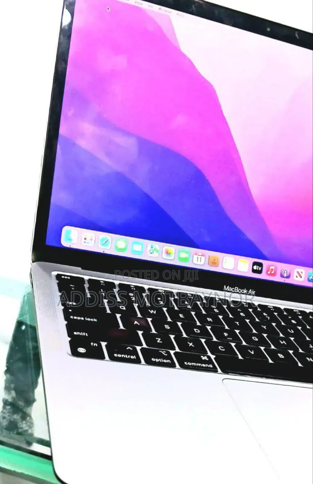 New Laptop Apple MacBook Air 2020 M1 8GB Intel Core I5 SSD 256GB