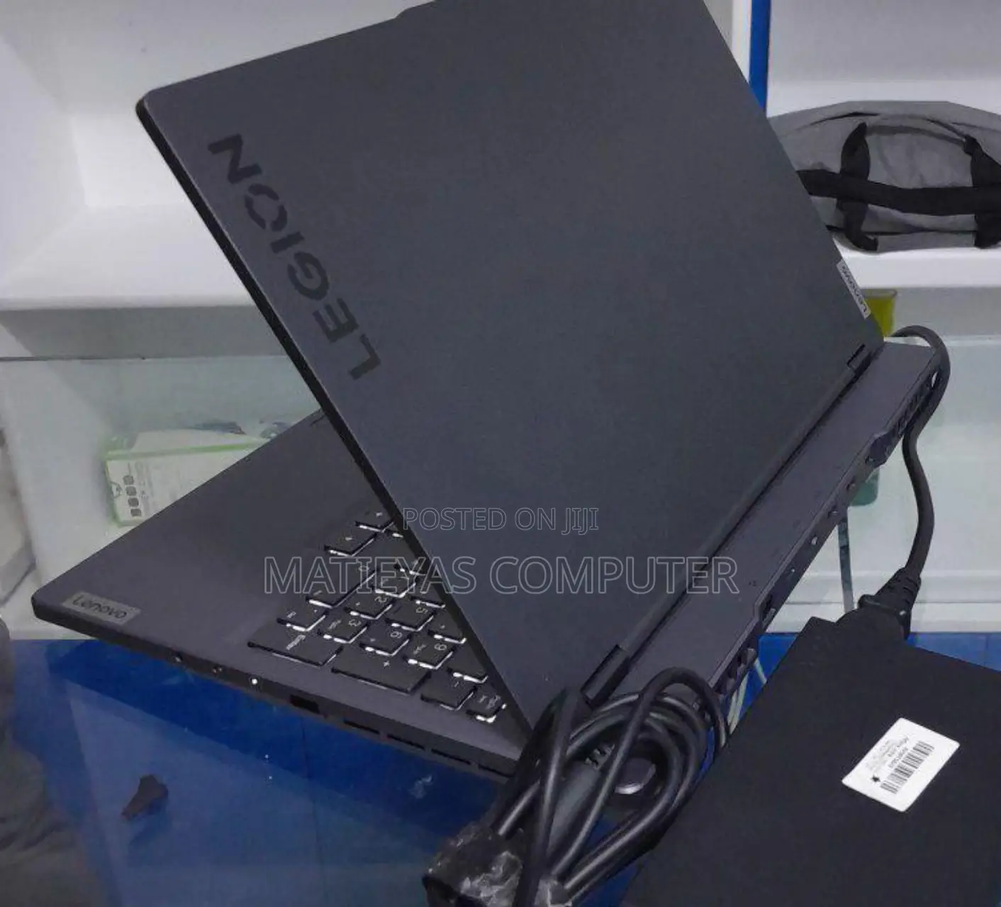 New Laptop Lenovo Legion 7 24GB Intel Core I7 SSD 1T