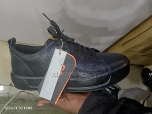 Goupu High Quality Lather Shoes for You