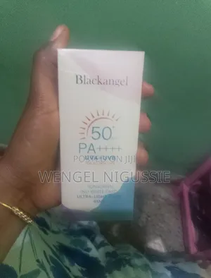 Photo - Black Angel Sunscreen