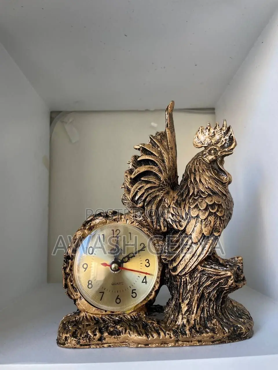 Unique Rooster Statue Clock