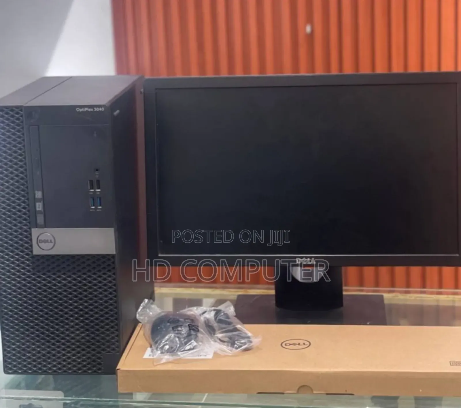 New Desktop Computer Dell Optiplex 3040 4GB Intel Core I5 HDD 500GB