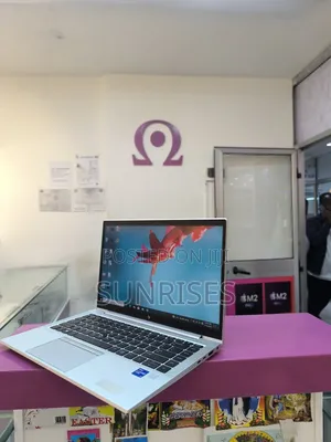 New Laptop HP EliteBook 840 G8 16GB Intel Core I7 SSD 512GB