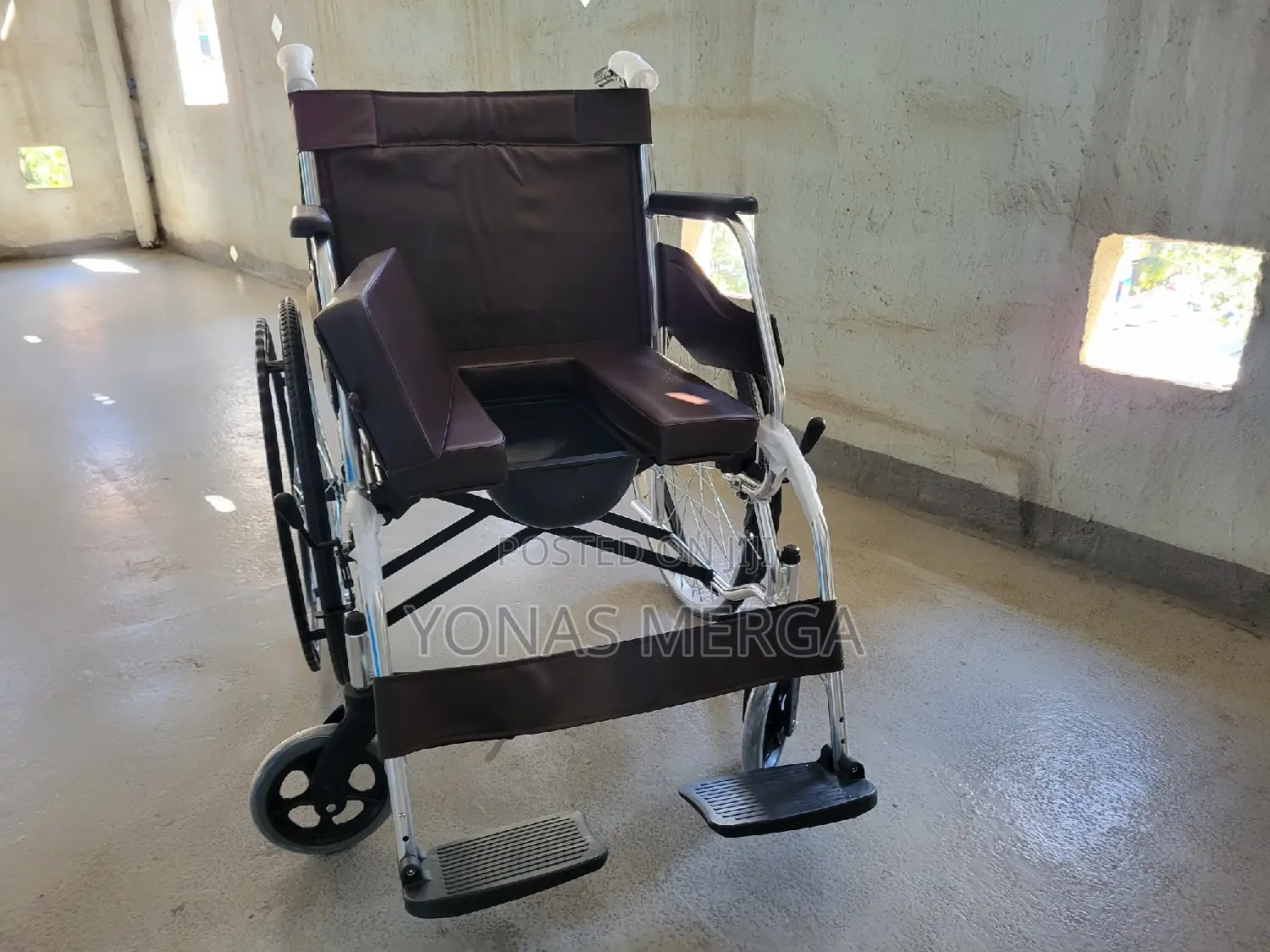 Wheelchair Regular Commode Use瓜wheelchair於supports Upto150kg