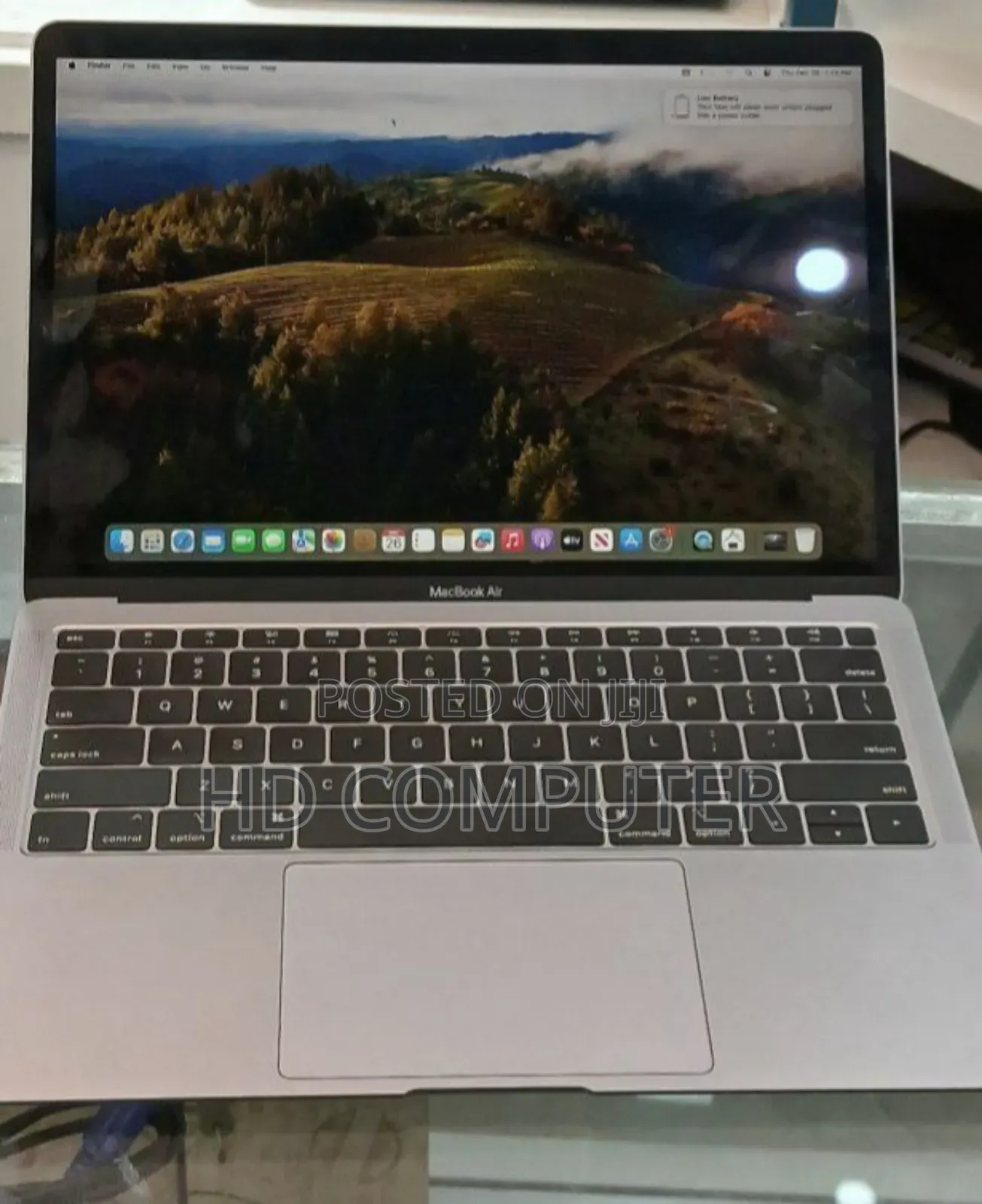 New Laptop Apple MacBook Pro 2017 16GB Intel Core i7 SSD 512GB