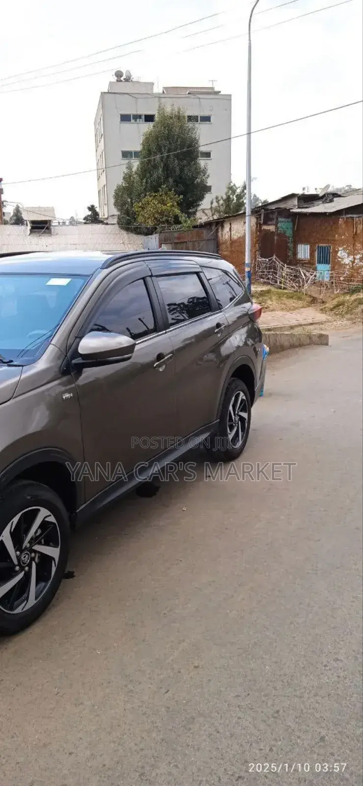 Toyota Rush 2022 Brown