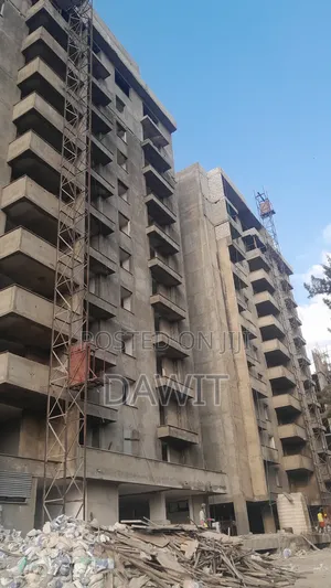 2bdrm Apartment in ጊዮን ሀምስ እሪል ስቴት, Bole for sale