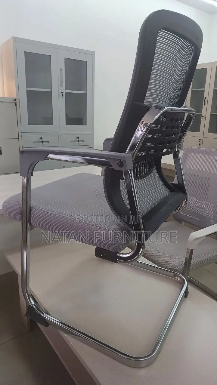 ያእንግዳ ማረፍያ የቢሮ ወንበር / U Leg Highly Imported Mashe Chair