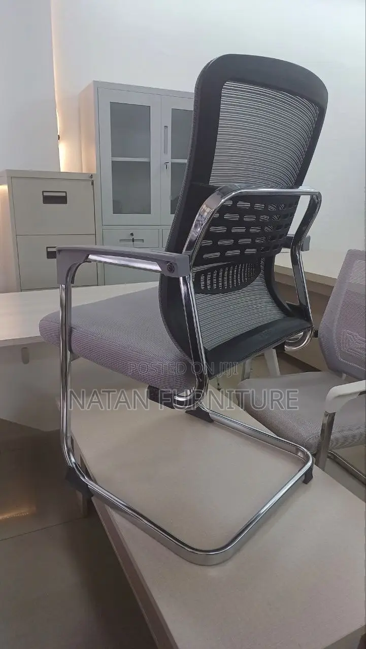 ያእንግዳ ማረፍያ የቢሮ ወንበር / U Leg Highly Imported Mashe Chair